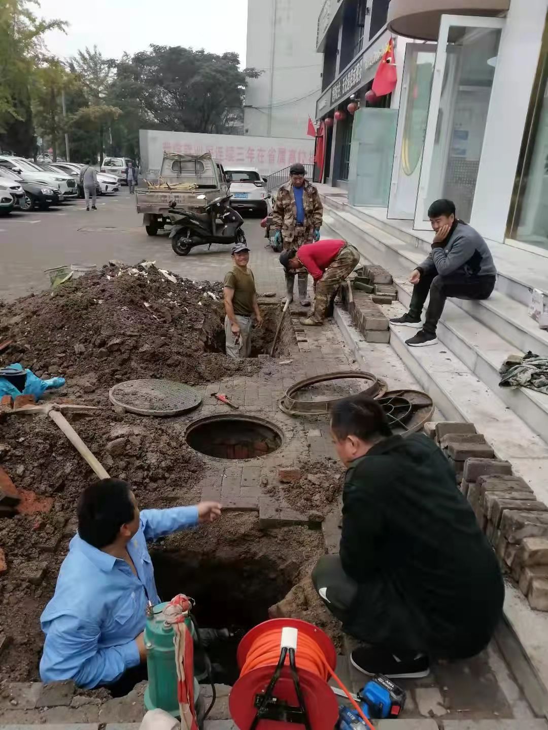 假期抢修奋战 保障民生供水