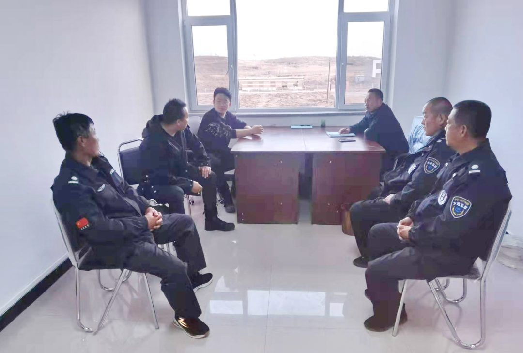 党旗飘扬丨抗疫前线责无旁贷 守护碧水刻不容缓