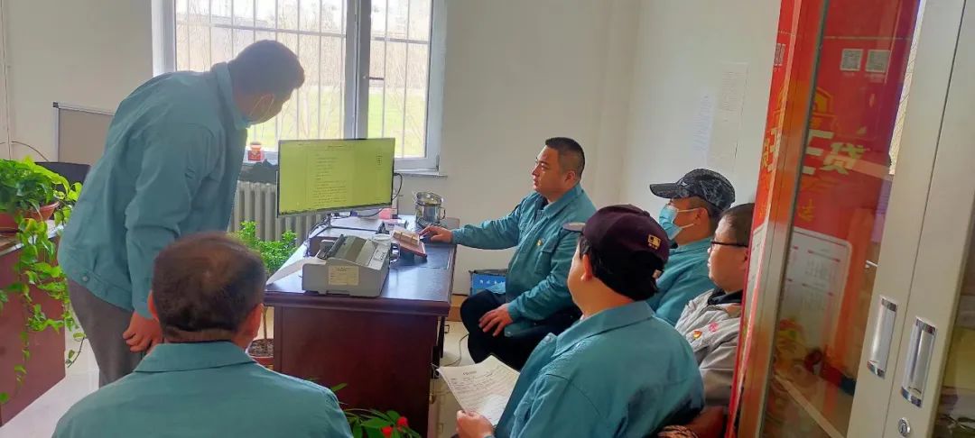 铁北公司加强学习 提高职工安全生产意识
