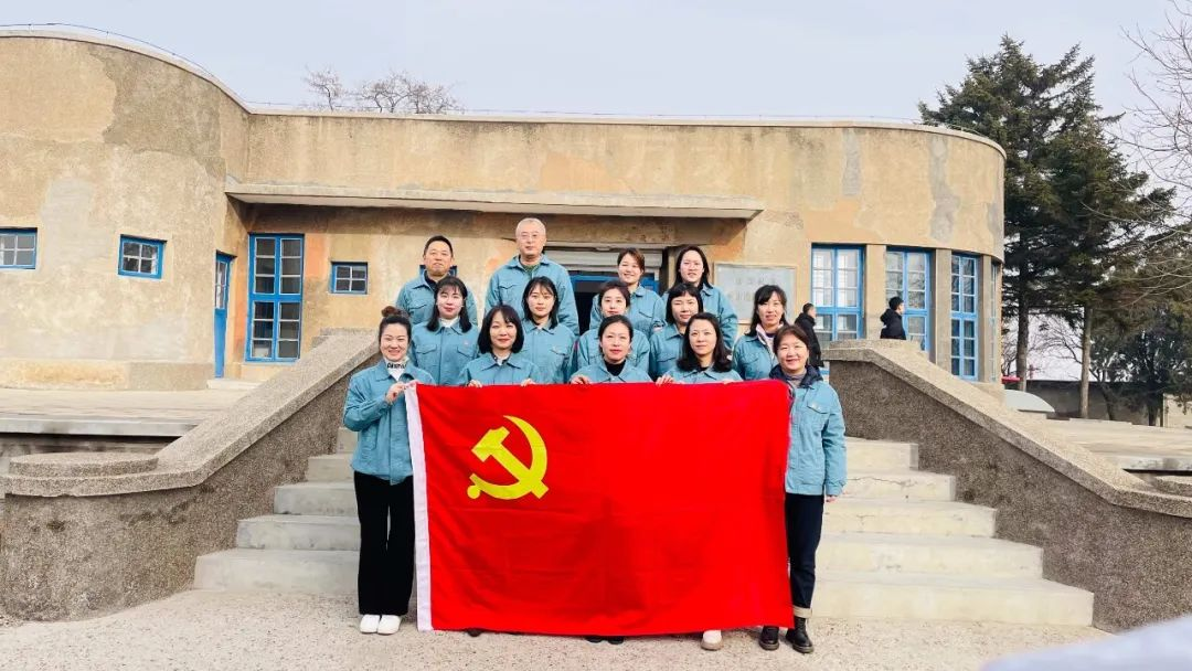 传承红色血脉 汲取奋进力量 机关二党支部开展主题党日活动